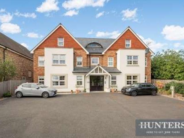 2 Bedroom Apartment Flat