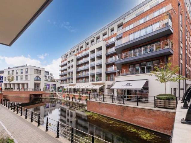 1 Bedroom Apartment Flat