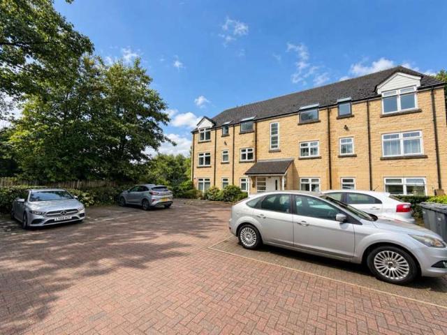 2 Bedroom Apartment Flat