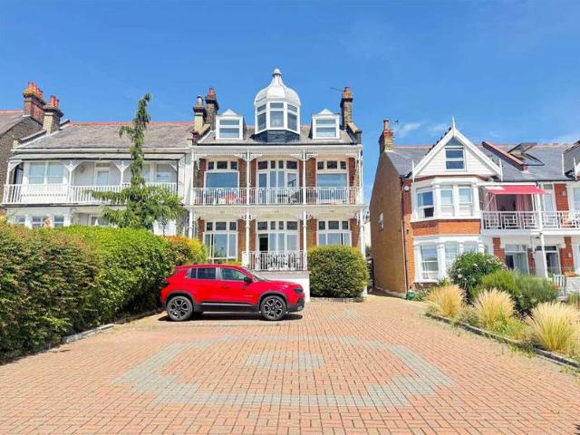 2 Bedroom Apartment Flat