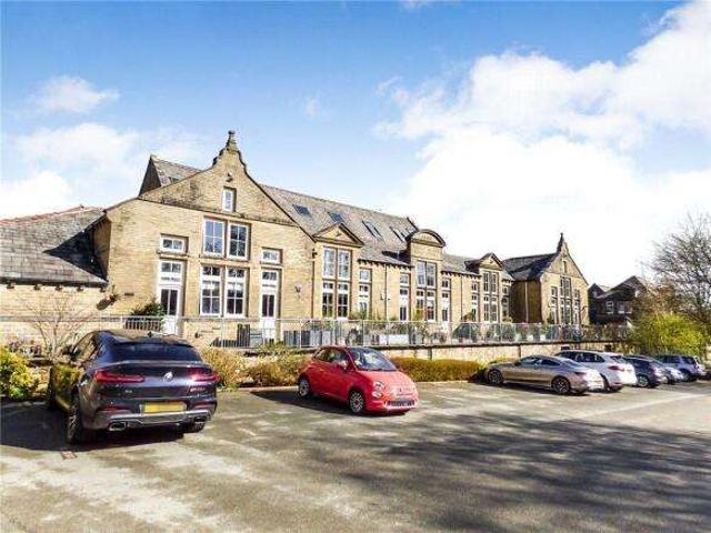 2 Bedroom Apartment Flat