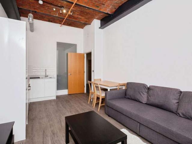 2 Bedroom Apartment Flat