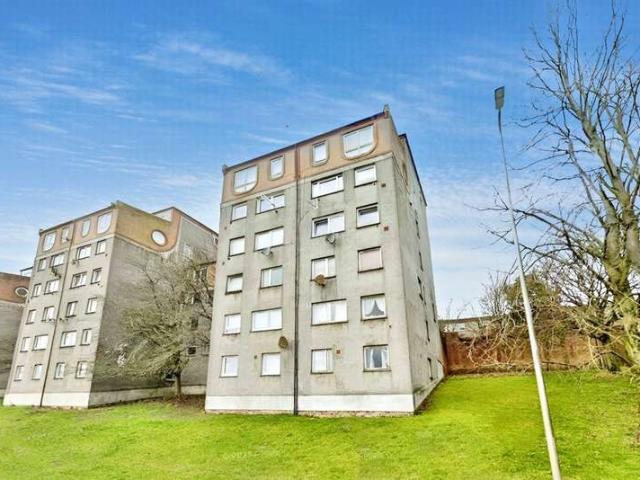 2 Bedroom Apartment Flat