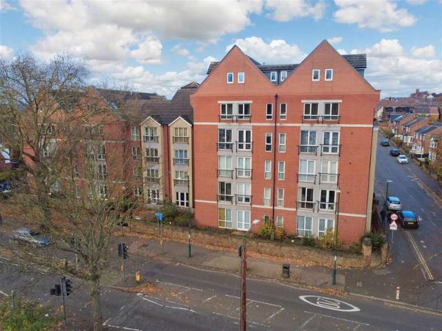2 Bedroom Apartment Flat