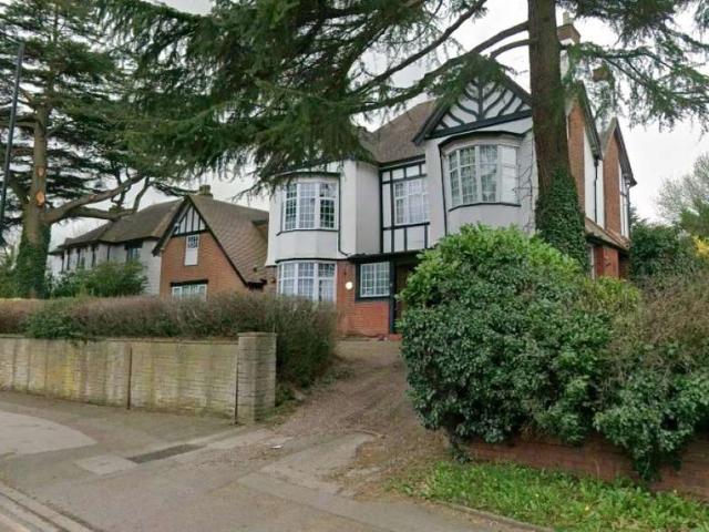 2 Bedroom Apartment Flat