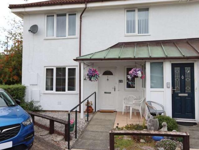 2 Bedroom Apartment Flat