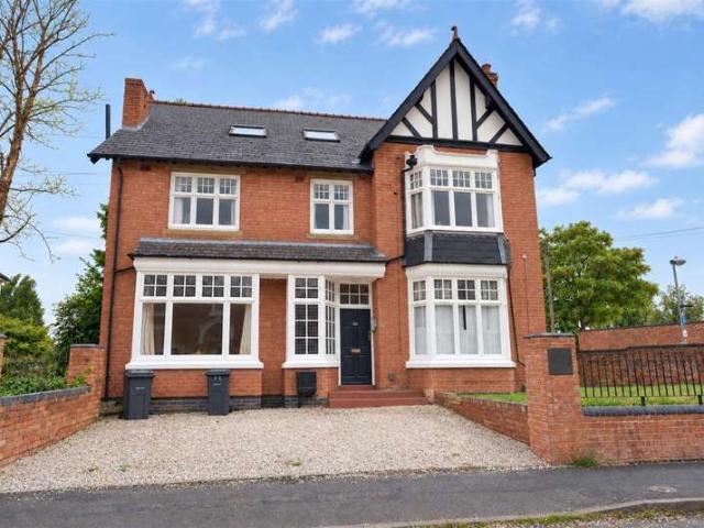 2 Bedroom Apartment Flat