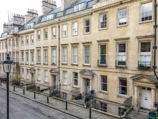 2 Bedroom Apartment Flat