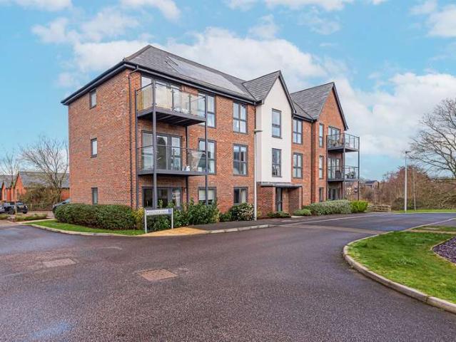 2 Bedroom Apartment Flat