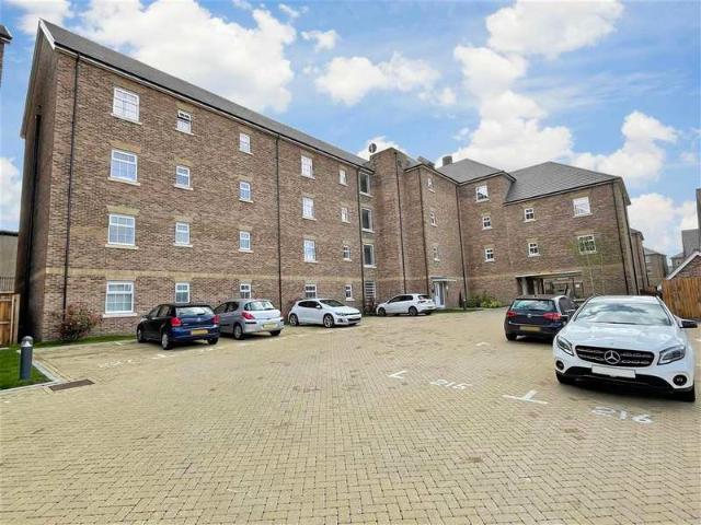 2 Bedroom Apartment Flat