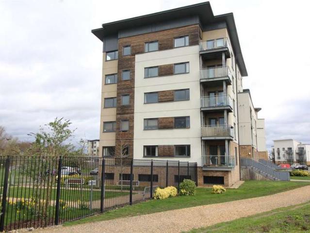 2 Bedroom Apartment Flat