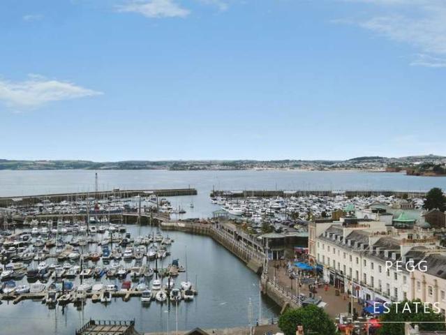 2 Bedroom Apartment Flat