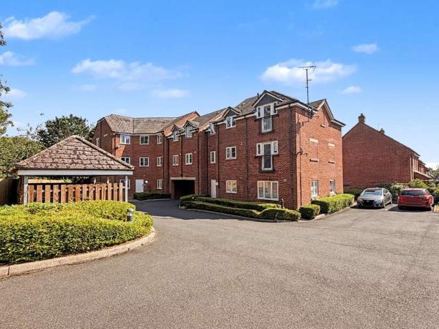 2 Bedroom Apartment Flat