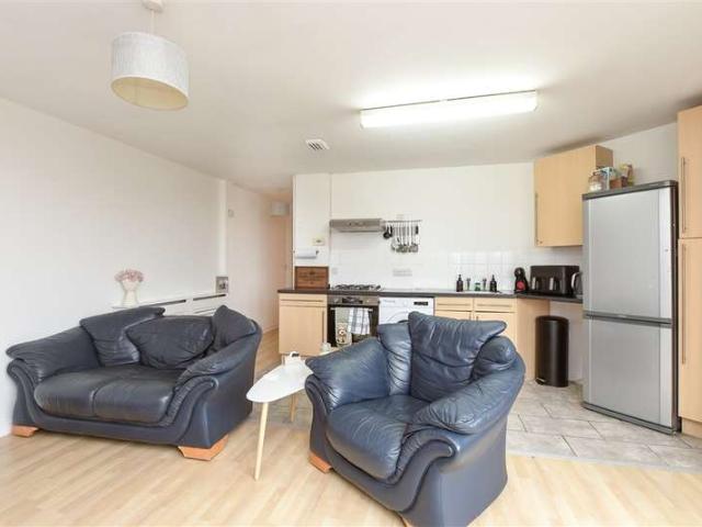 2 Bedroom Apartment Flat