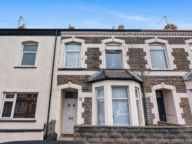 2 Bedroom Apartment Flat