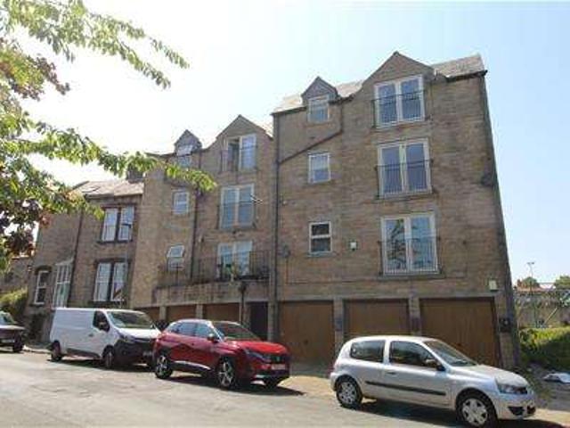 2 Bedroom Apartment Flat