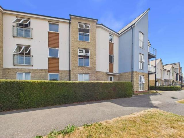 2 Bedroom Apartment Flat