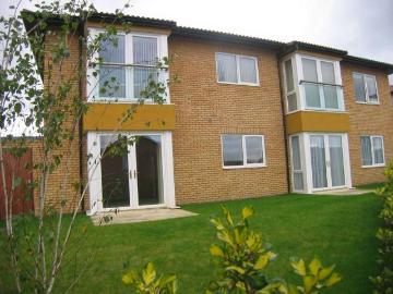 2 Bedroom Apartment Flat