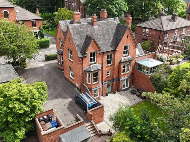 2 Bedroom Apartment Flat