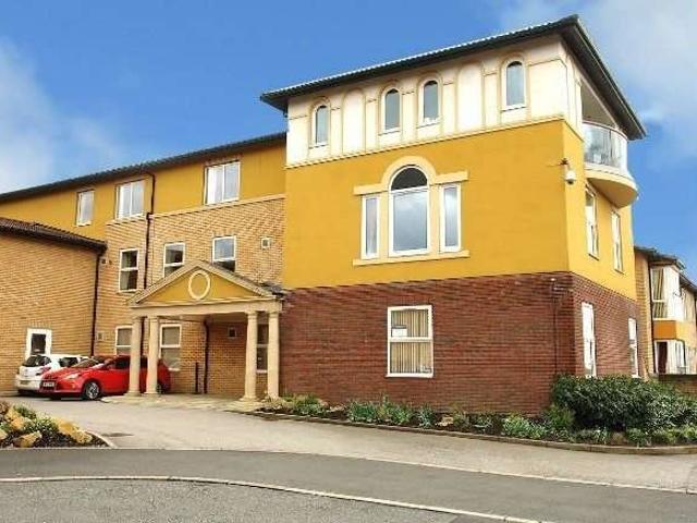2 Bedroom Apartment Flat