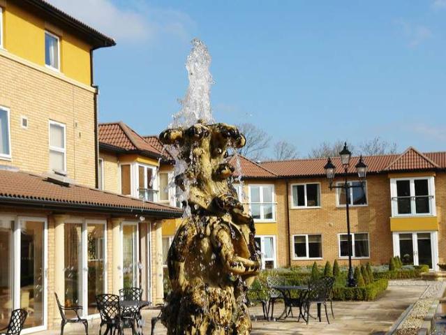2 Bedroom Apartment Flat