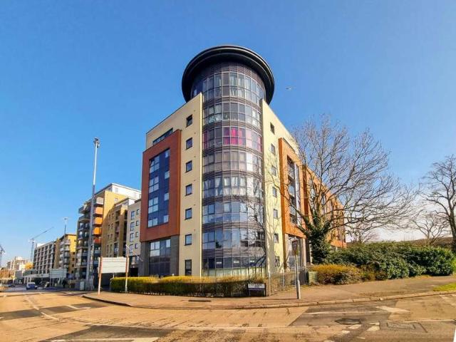 2 Bedroom Apartment Flat