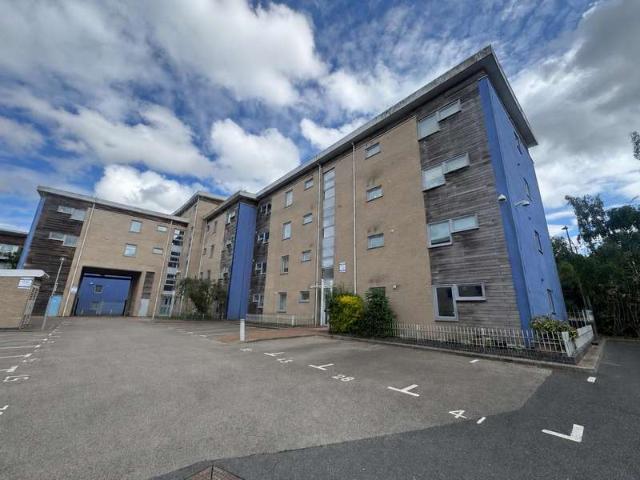 2 Bedroom Apartment Flat