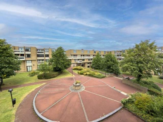 2 Bedroom Apartment Flat