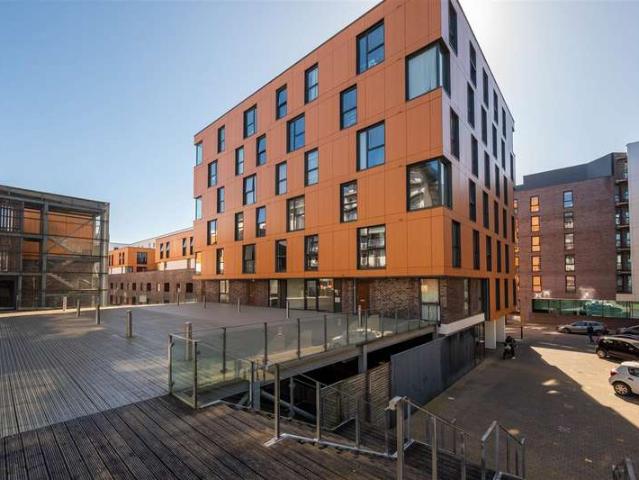 2 Bedroom Apartment Flat