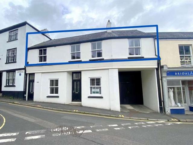 2 Bedroom Apartment Flat
