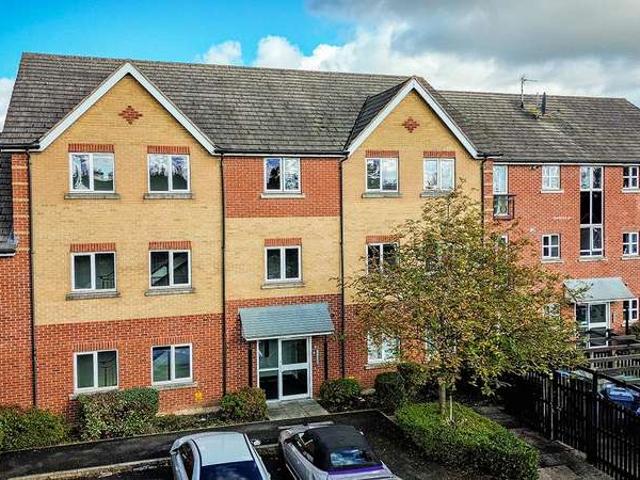 2 Bedroom Apartment Flat