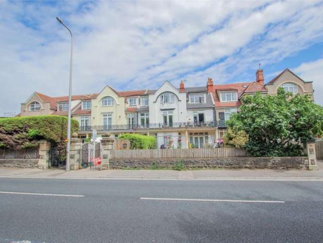 2 Bedroom Apartment Flat