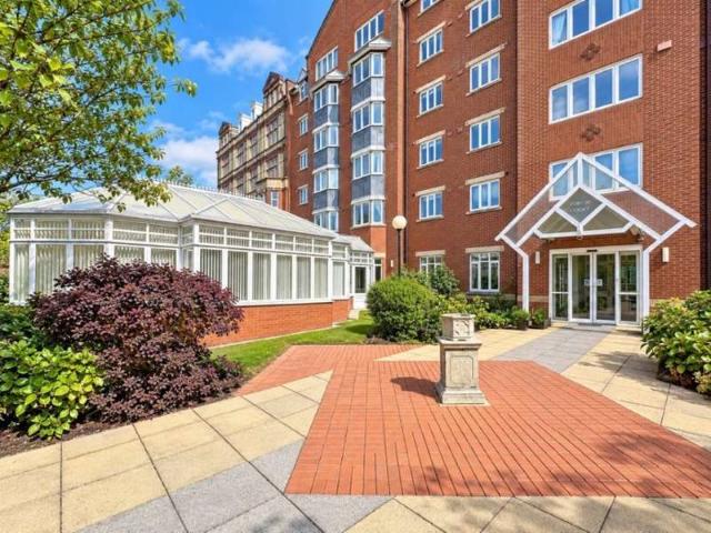 2 Bedroom Apartment Flat