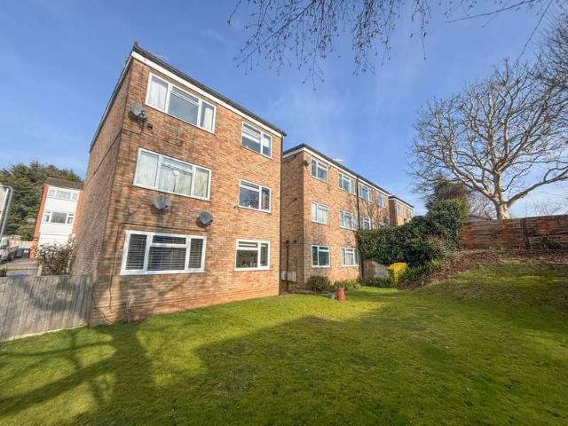 2 Bedroom Apartment Flat