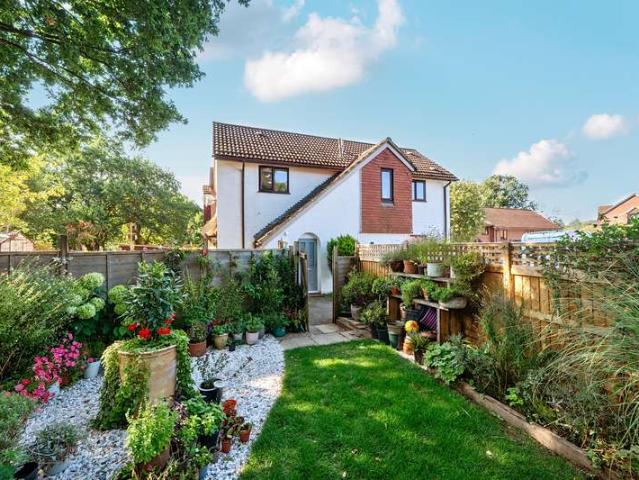 2 Bedroom Apartment Flat