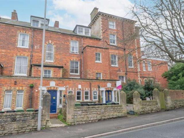 2 Bedroom Apartment Flat