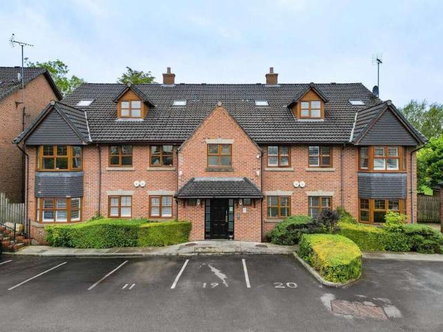 2 Bedroom Apartment Flat