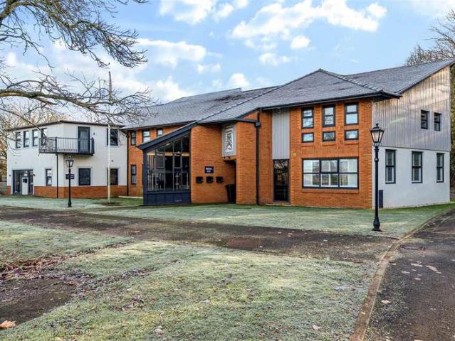 2 Bedroom Apartment Flat