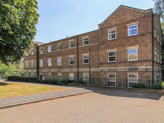 2 Bedroom Apartment Flat