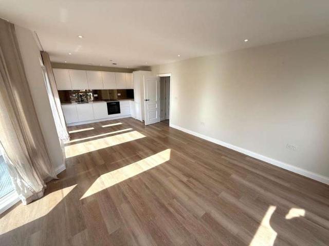 2 Bedroom Apartment Flat