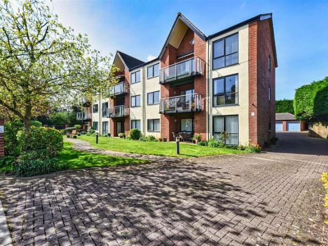 2 Bedroom Apartment Flat