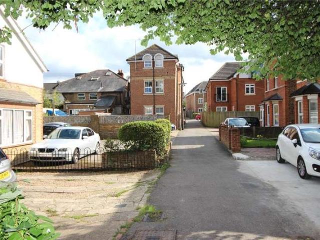 2 Bedroom Apartment Flat