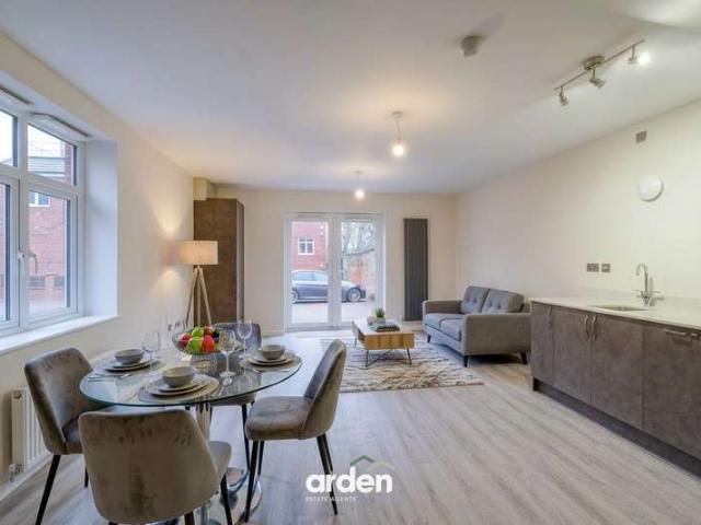 2 Bedroom Apartment Flat