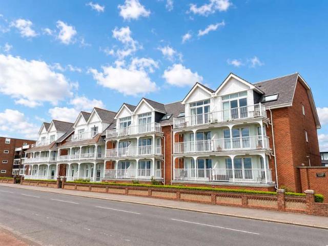 2 Bedroom Apartment Flat