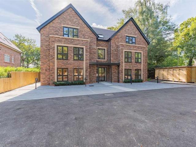 2 Bedroom Apartment Flat