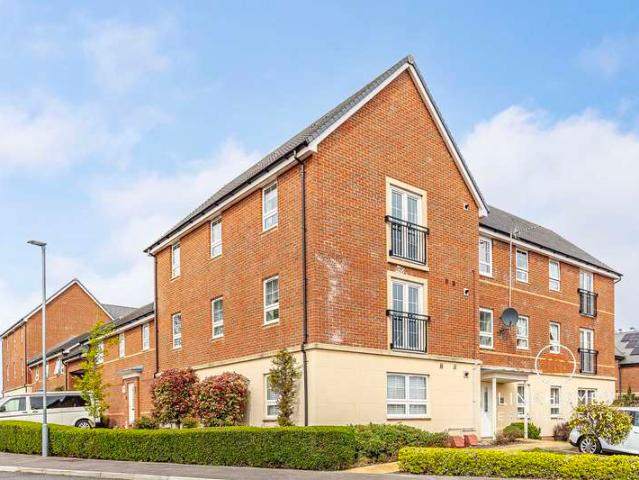 2 Bedroom Apartment Flat