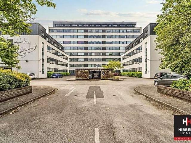 2 Bedroom Apartment Flat