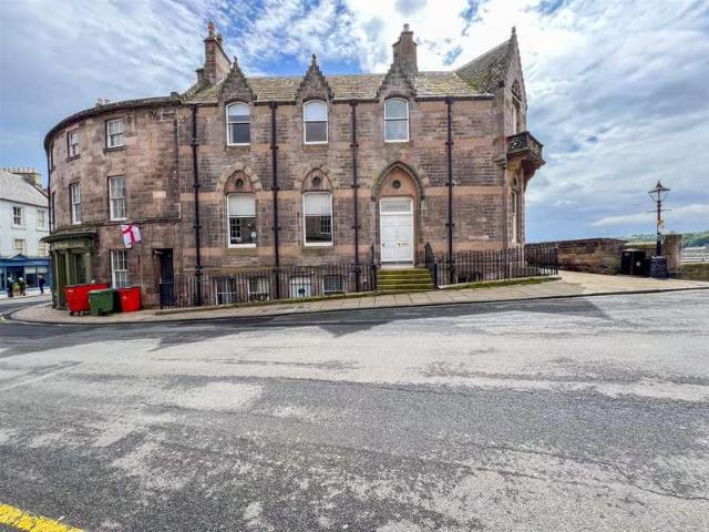 2 Bedroom Apartment Flat