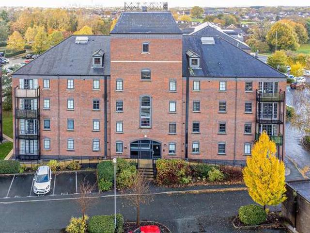 2 Bedroom Apartment Flat