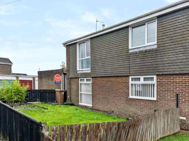 2 Bedroom Apartment Flat